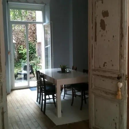 Une Maison En Ville Feriehus Cholet
